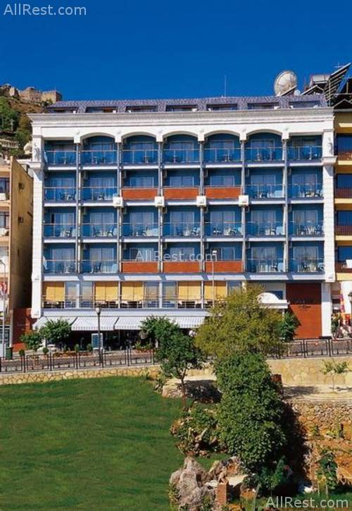 Seaport Hotel 1